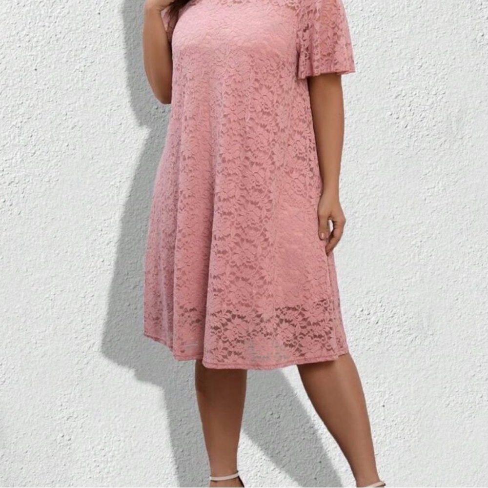 Elegant Pink Lace Dress